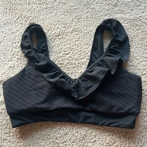 Black swimsuit bikini top 🖤